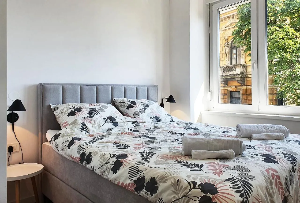 Stross 1 Bdrm Apartment Rijeka Croatia